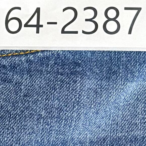 Forever 21 Womens Distressed Denim Shorts Size 29 Button Fly Cuffed Jean - Picture 9 of 9